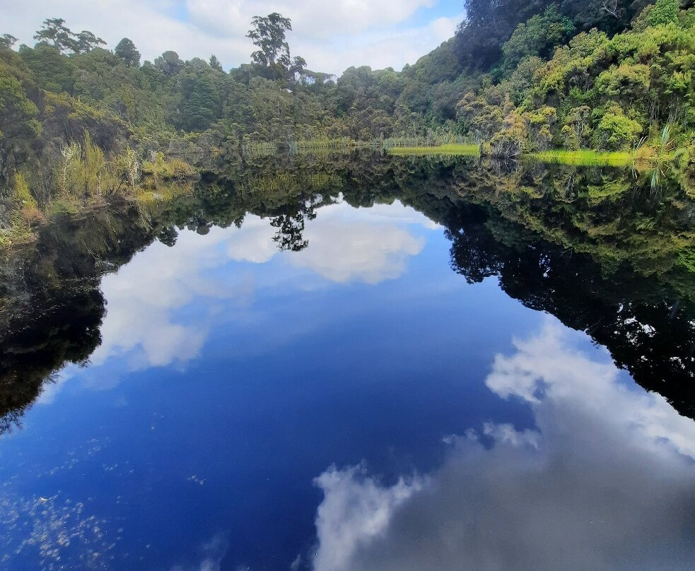 Lake Wilkie景点图片