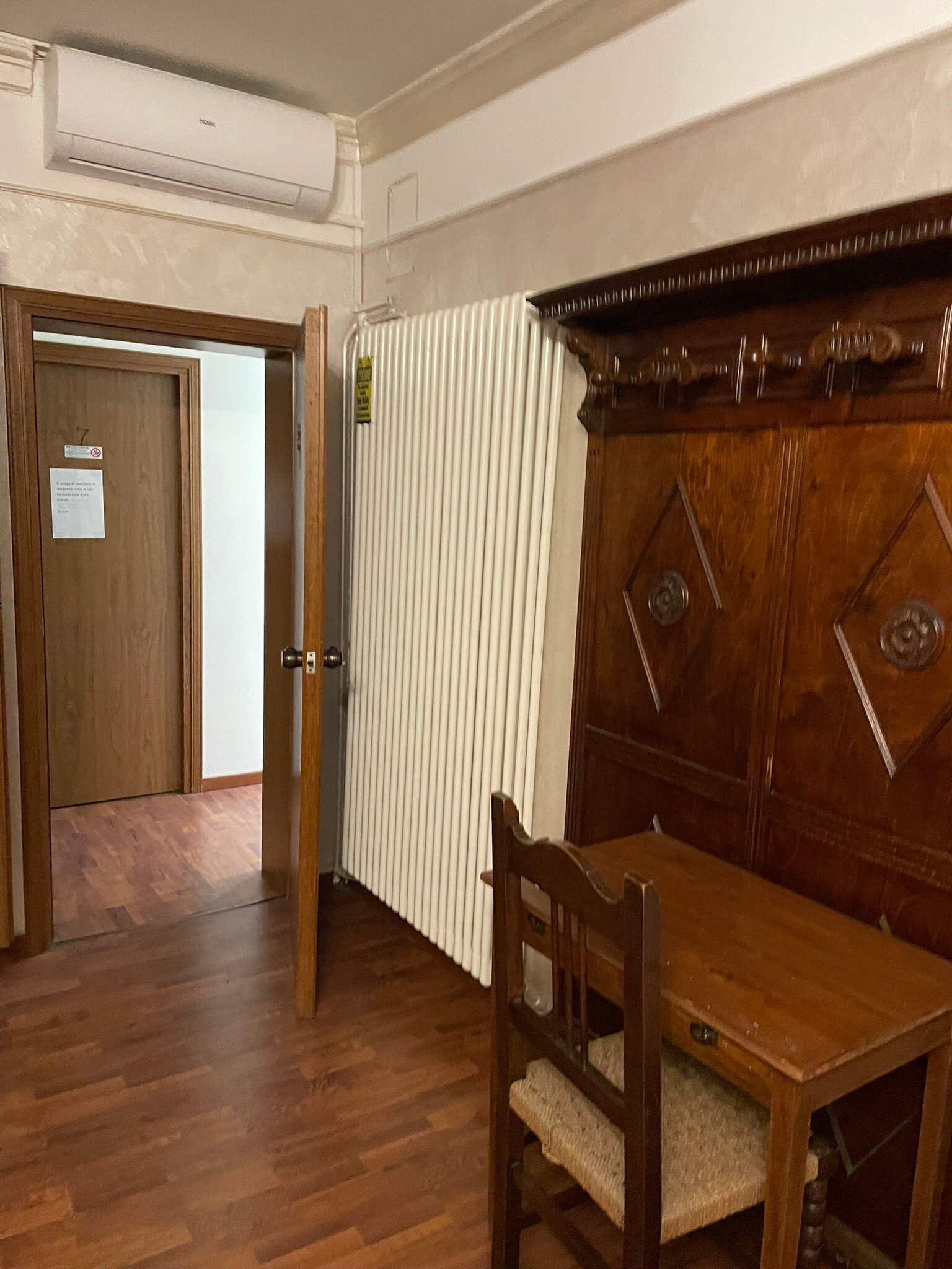 Ristorante Hotel Tassi-官方