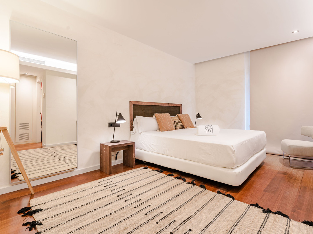 Hotel Gran Claustre主图