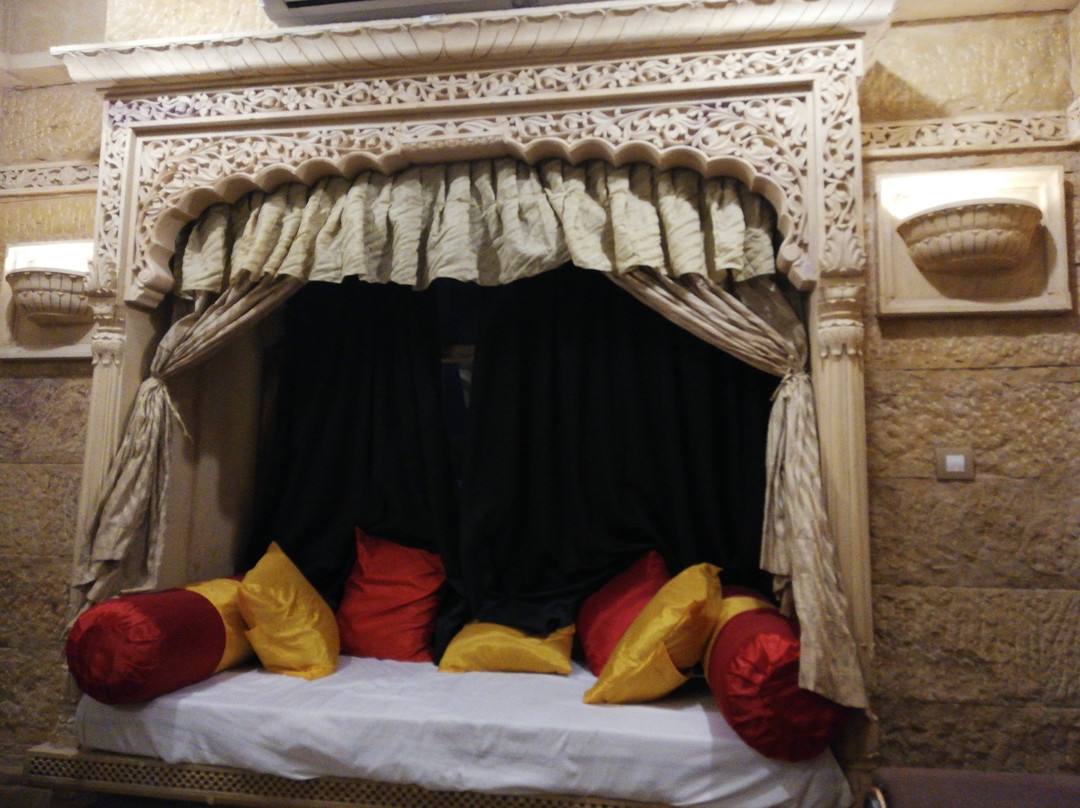 Hotel Lal Garh Fort And Palace主图