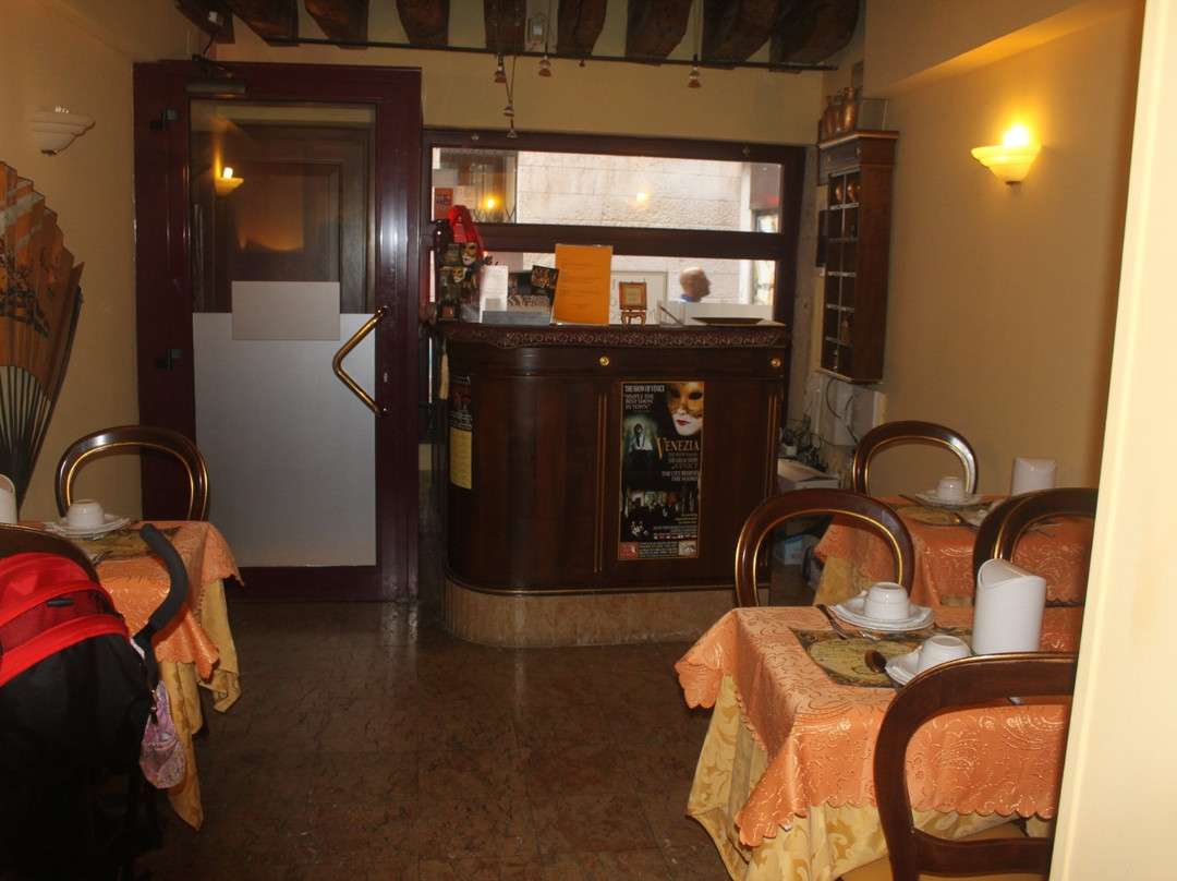 兰特纳迪马可波罗酒店主图