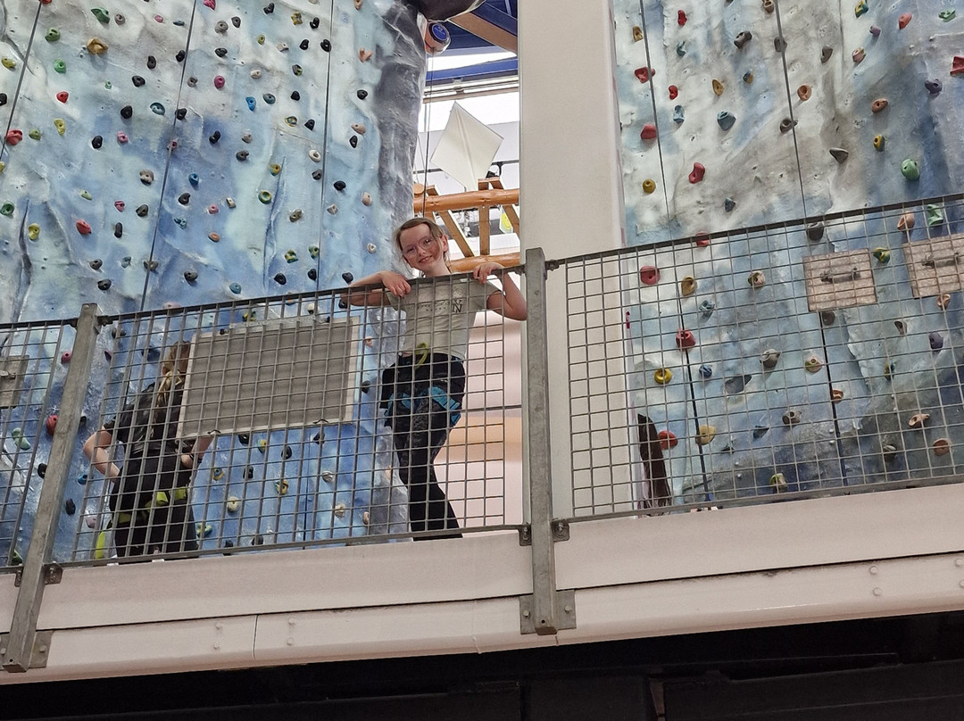 Climbzone景点图片
