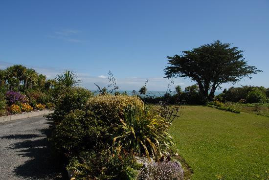 Clifftop Homestay B&B主图