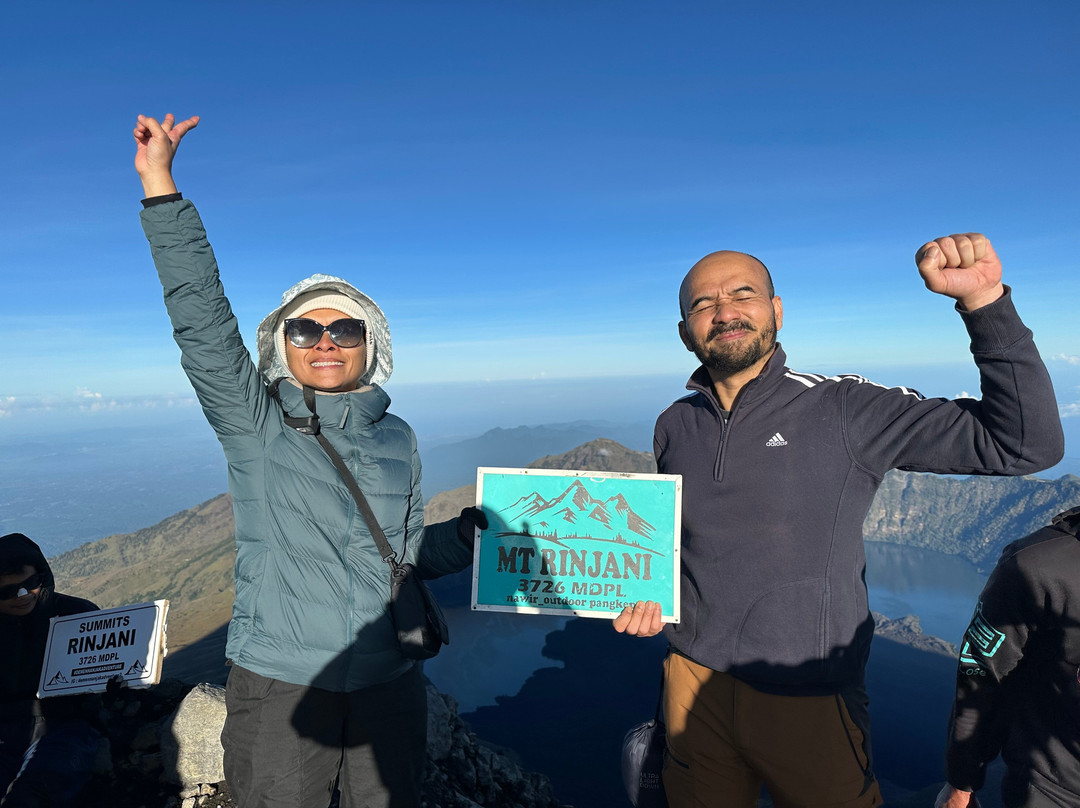 Trekking Rinjani Adventures景点图片