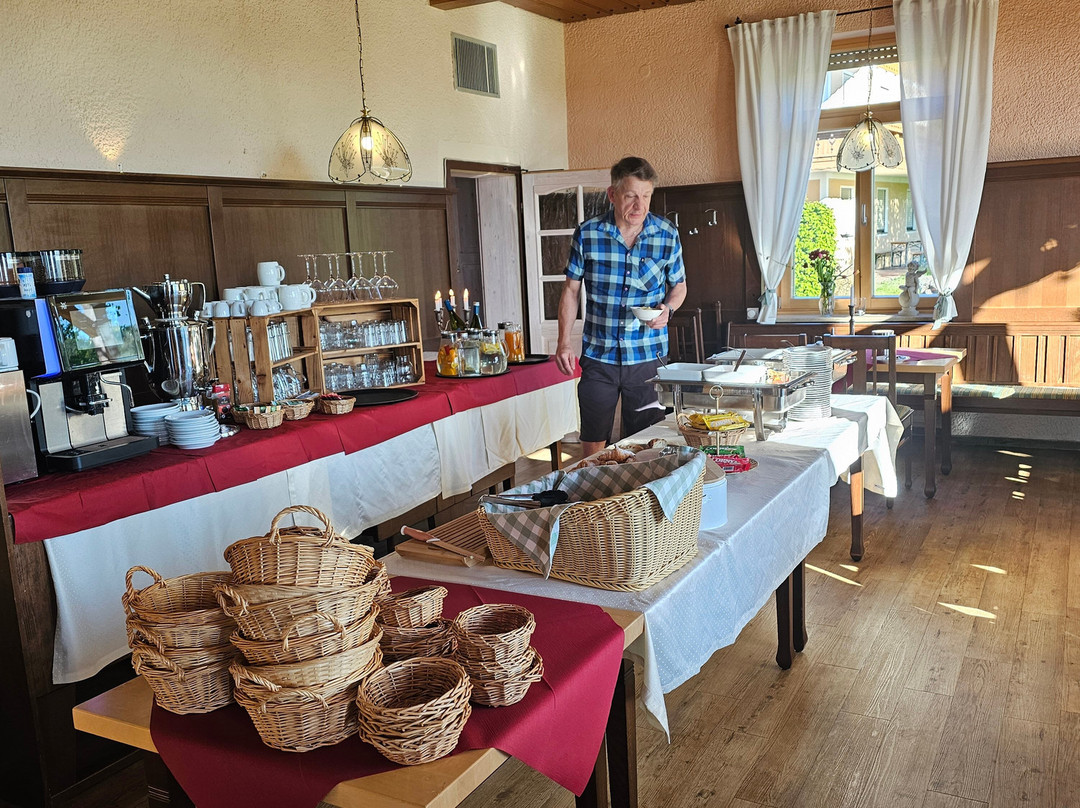 Berggasthof Hotel Weingarten主图