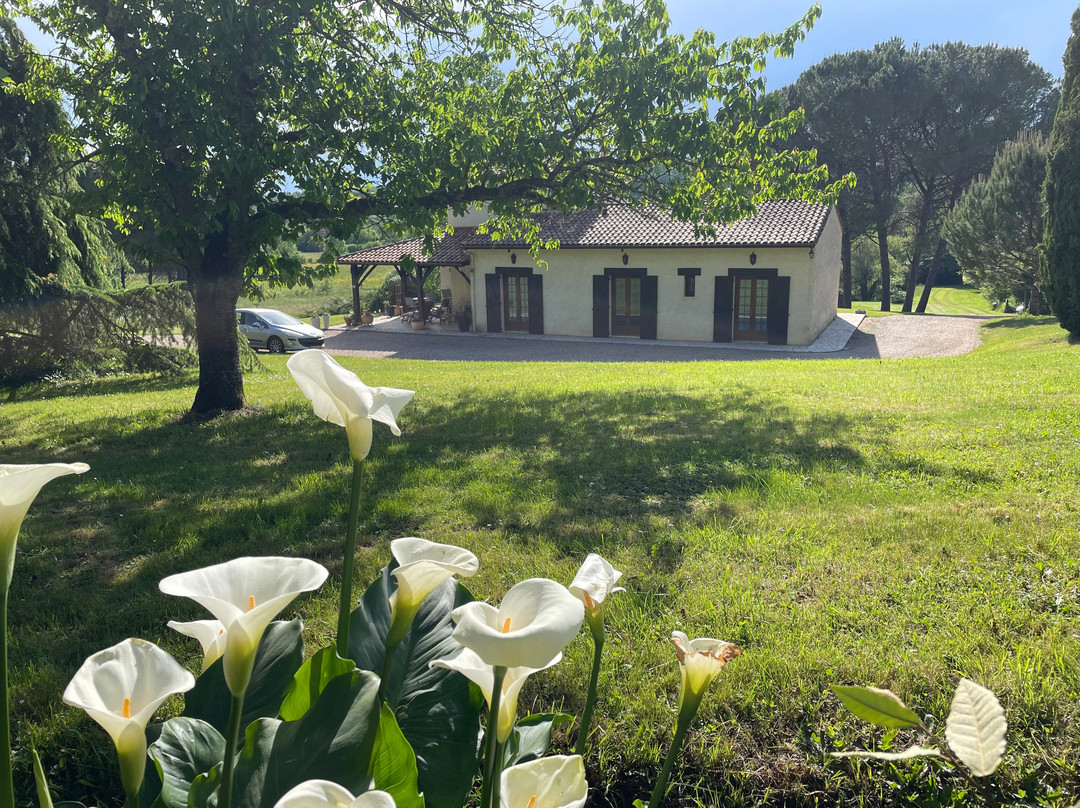 Au Pré des Sources主图