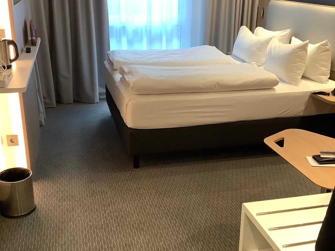 喜来登尼古拉斯酒店及会议中心主图