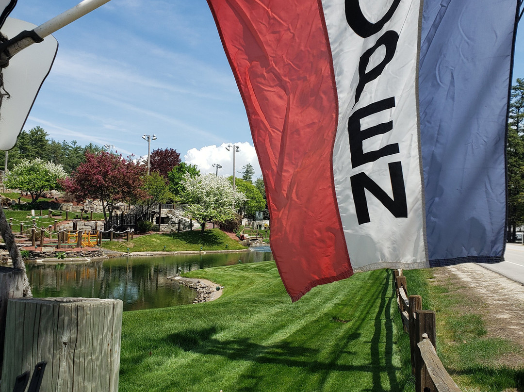 Pirate's Cove Adventure Golf - Winnisquam景点图片