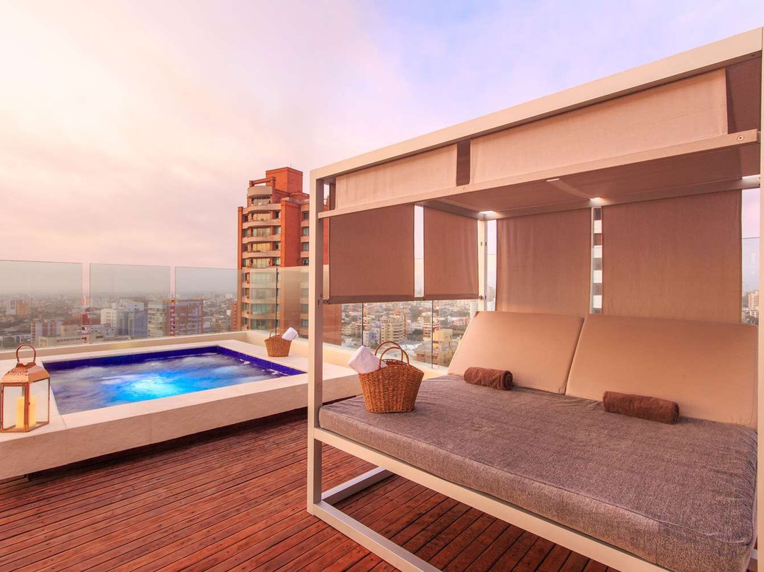 NH Collection Barranquilla Smartsuites Royal主图