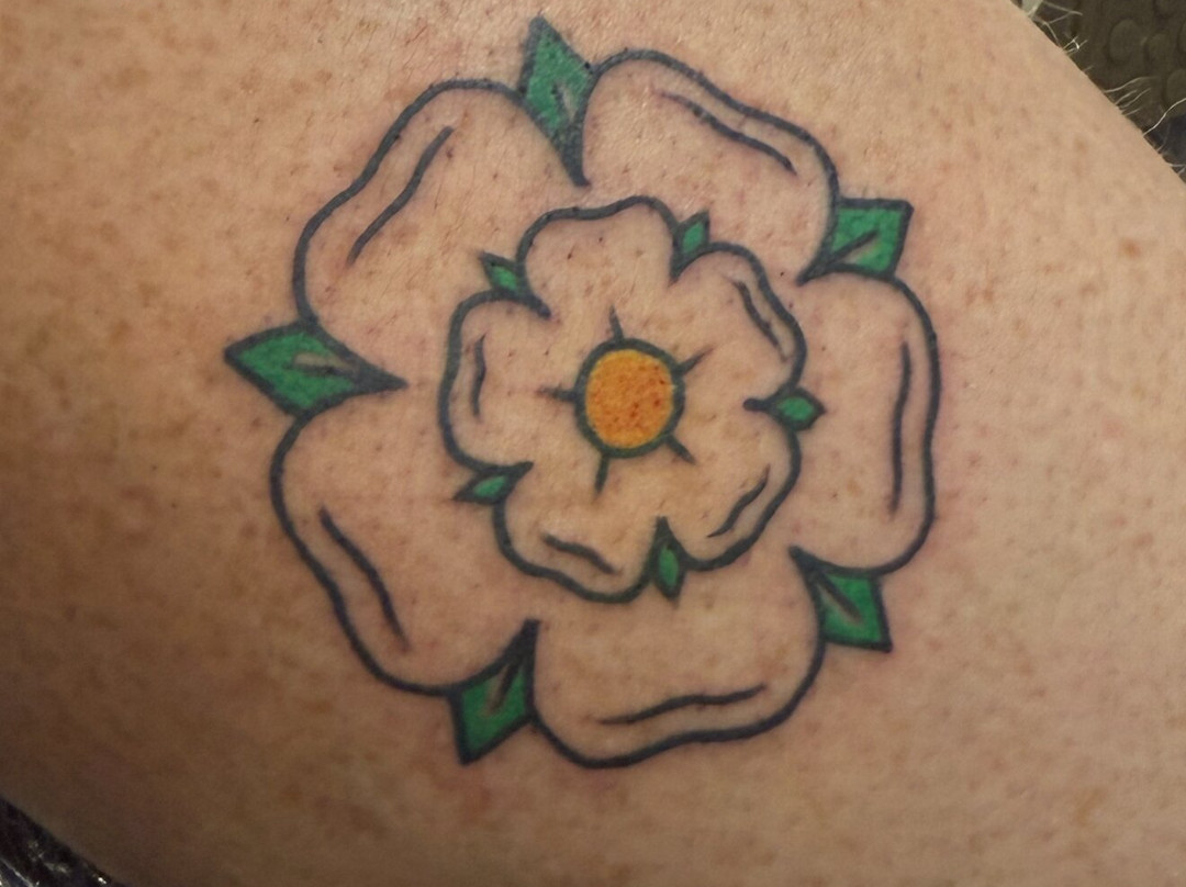 Love Arte Tattoo-阿尔布赞拉必去景点