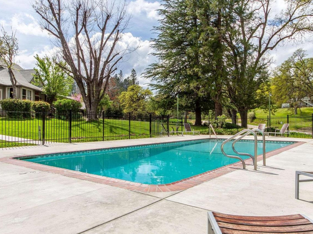 塞拉天空牧场酒店主图