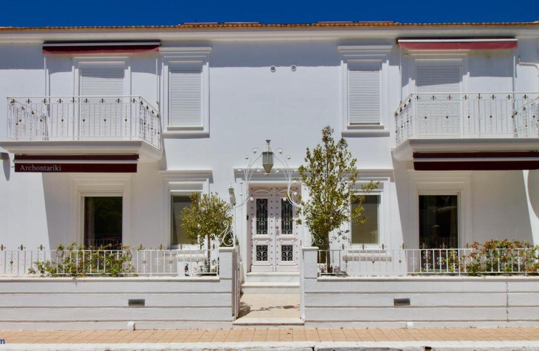 Travliata酒店住宿-Archontariki Luxury Suites Collection