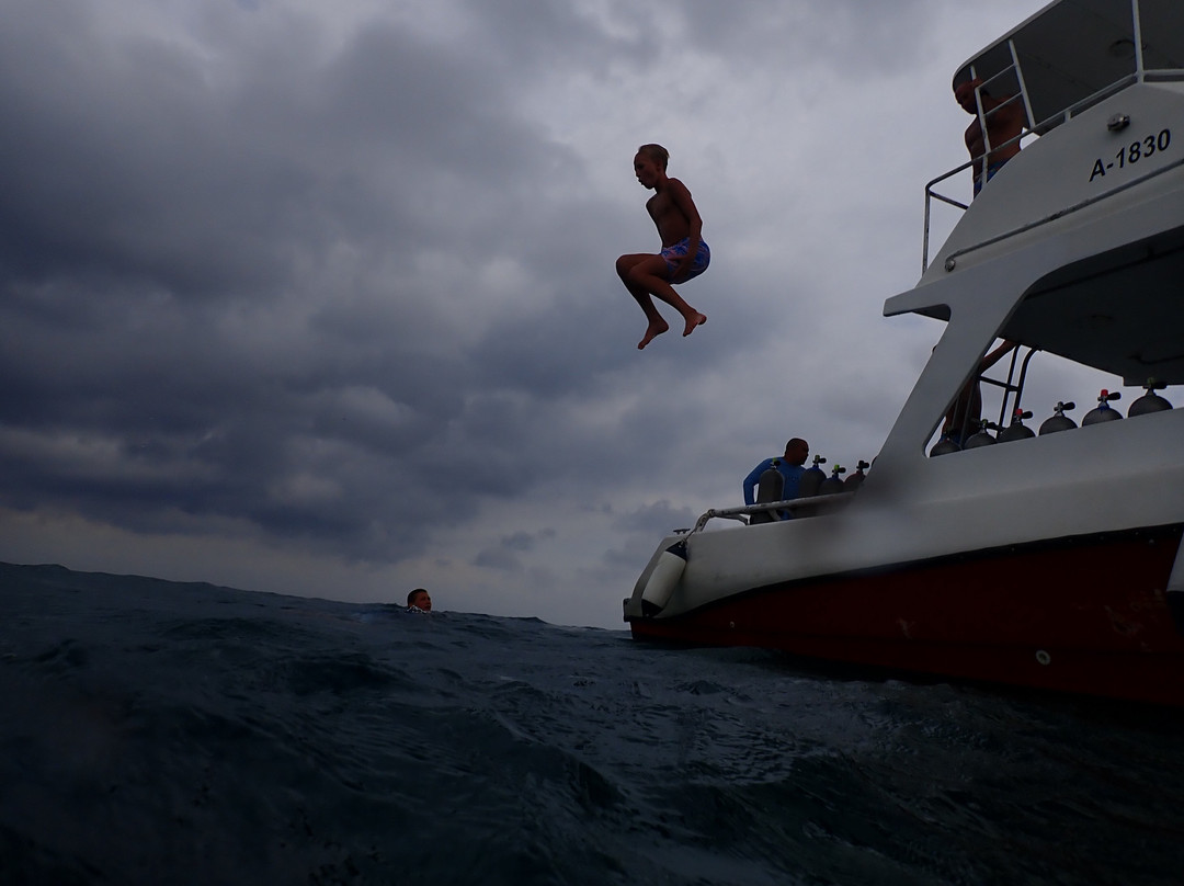 JADS Dive Center-San Nicolas必去景点