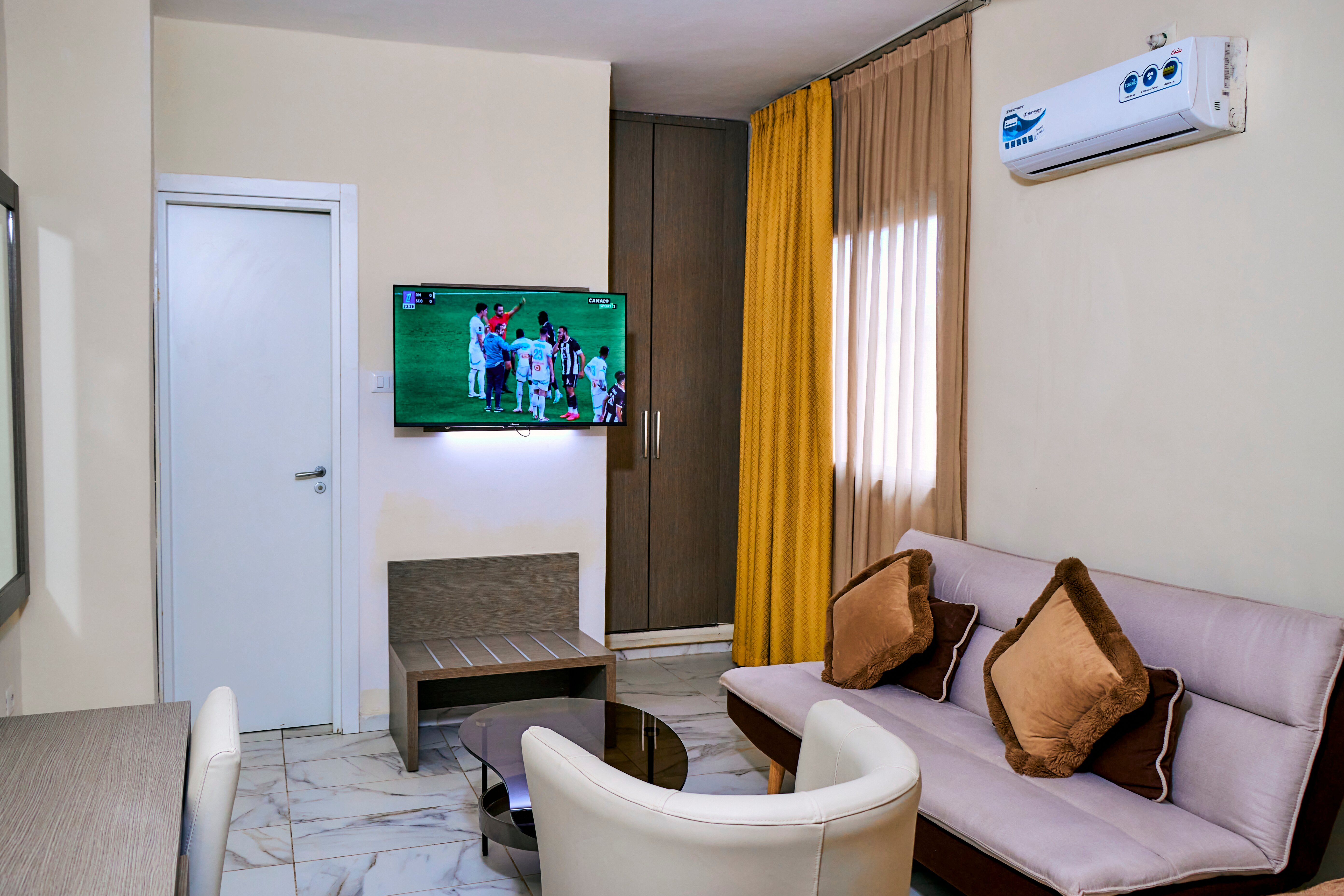 Hotel Merina Yaounde Centre-客卧