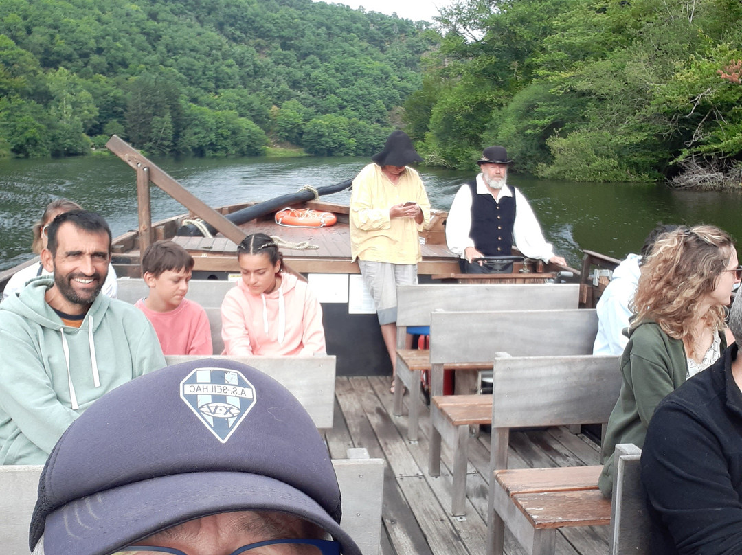 Gabare Argentat-Argentat必去景点