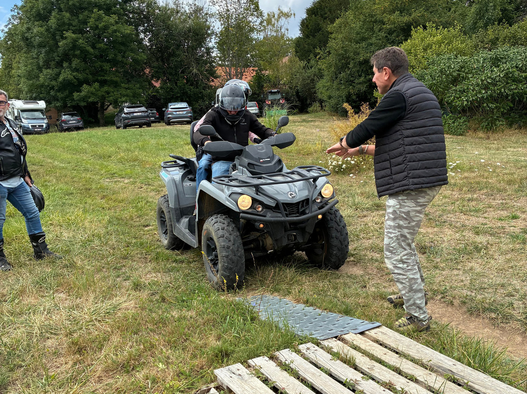 Quad Vignes et Chateaux-Couches必去景点