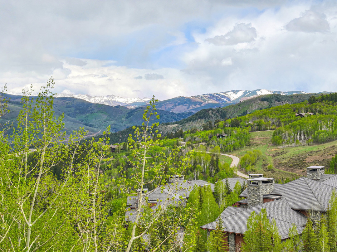 Bachelor Gulch Condos主图