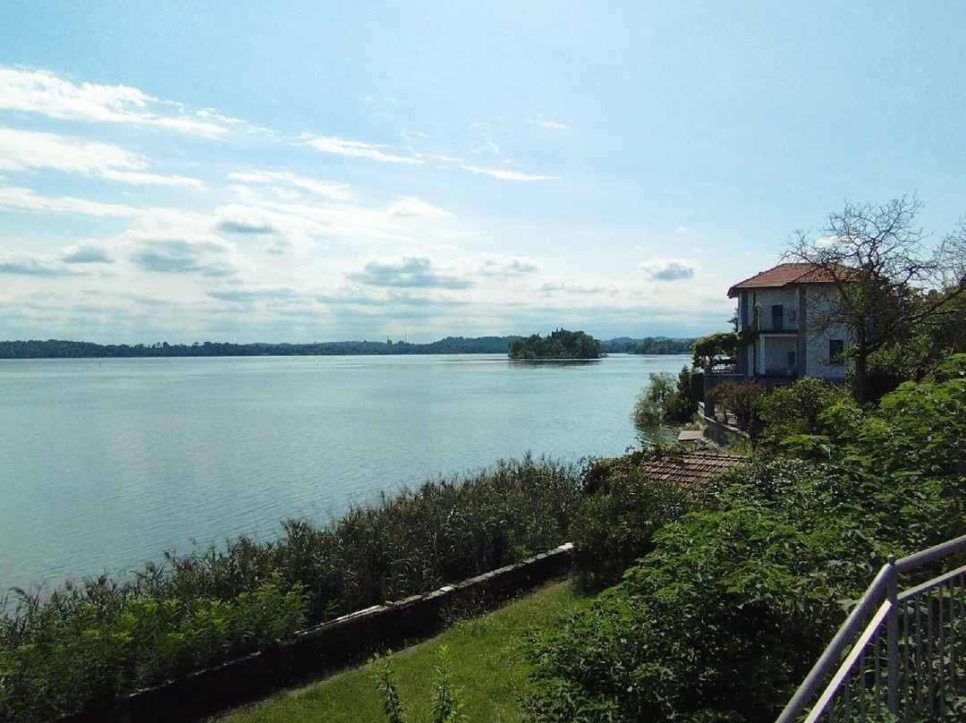 Lago di Pusiano-Bosisio Parini必去景点