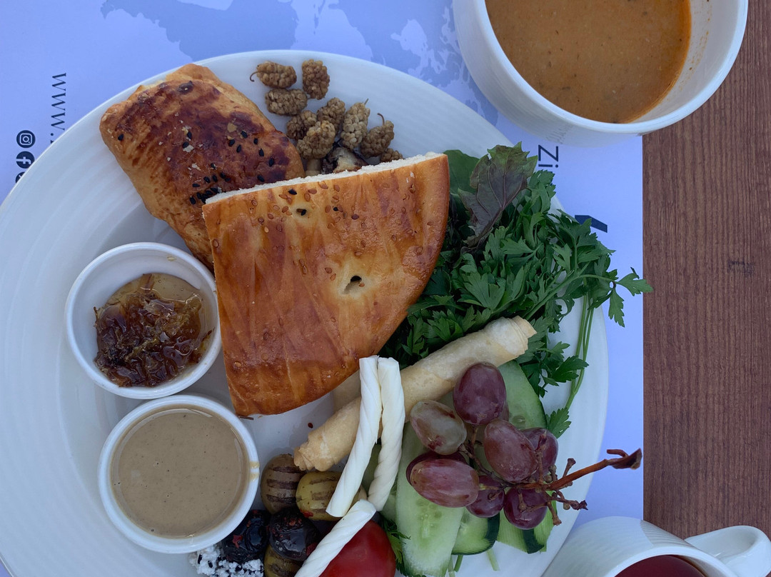 Karaca Hotel Van