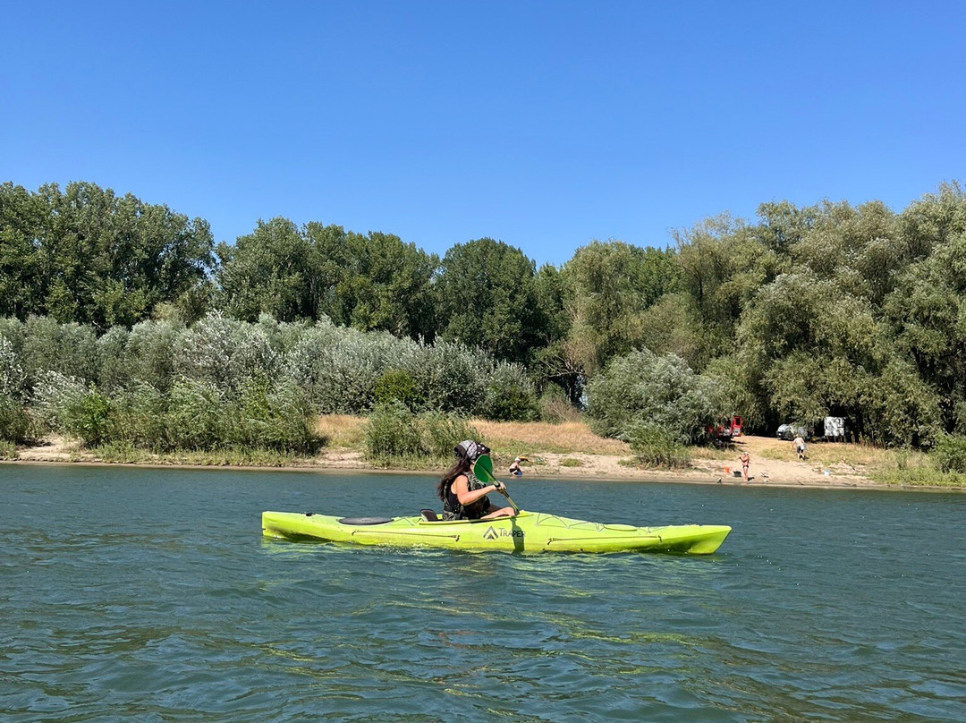 Kayaking Tours-基希讷乌必去景点