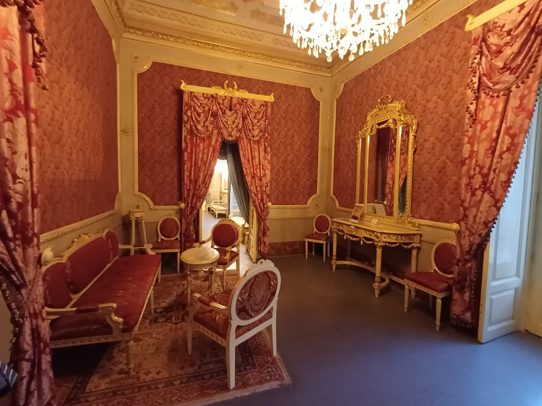 Palazzo Bonelli - Patanè-希克利必去景点