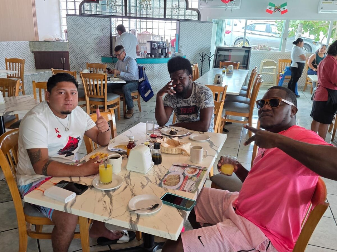 Hotel Los Cocos主图