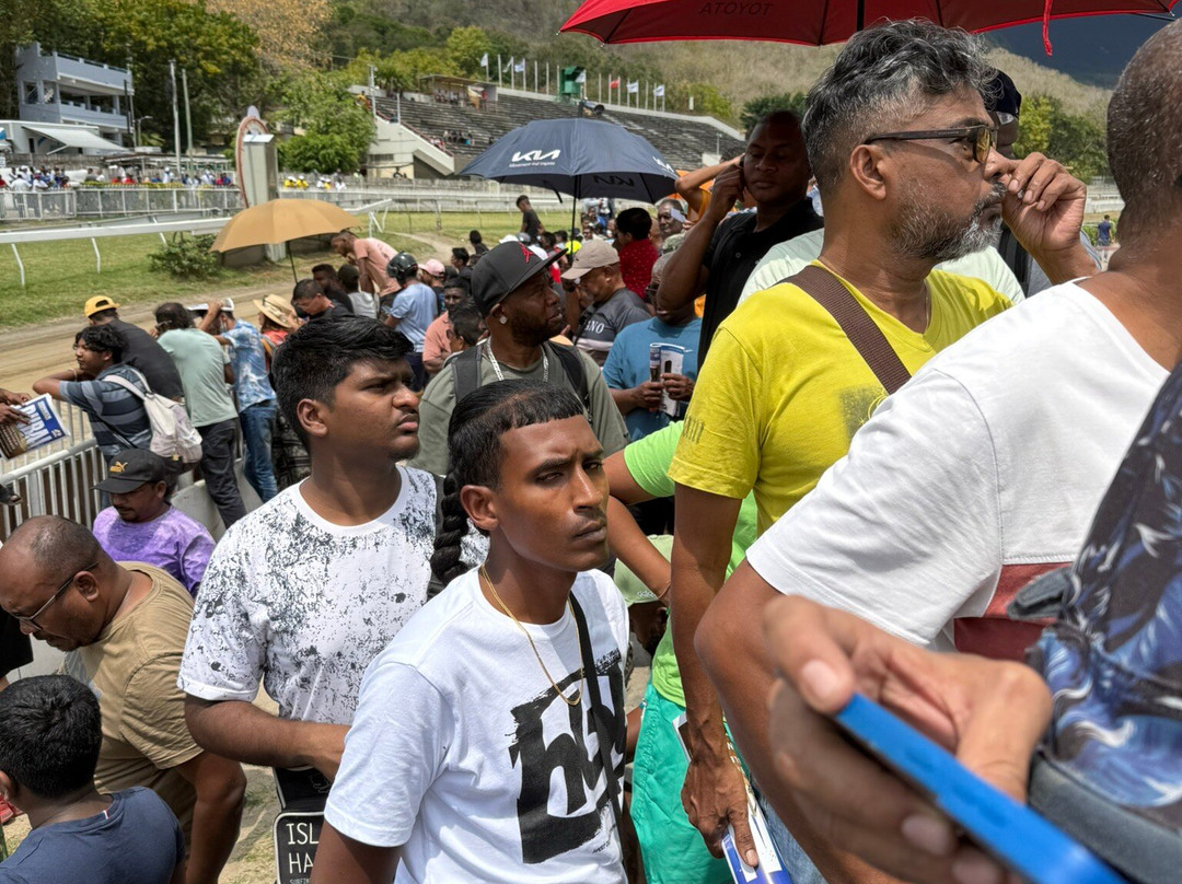 Port Louis Race Track-路易士港必去景点