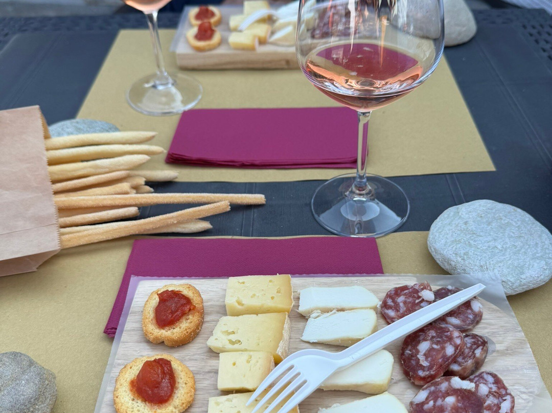 Teresa Soria Azienda Agricola-Castiglione Tinella必去景点
