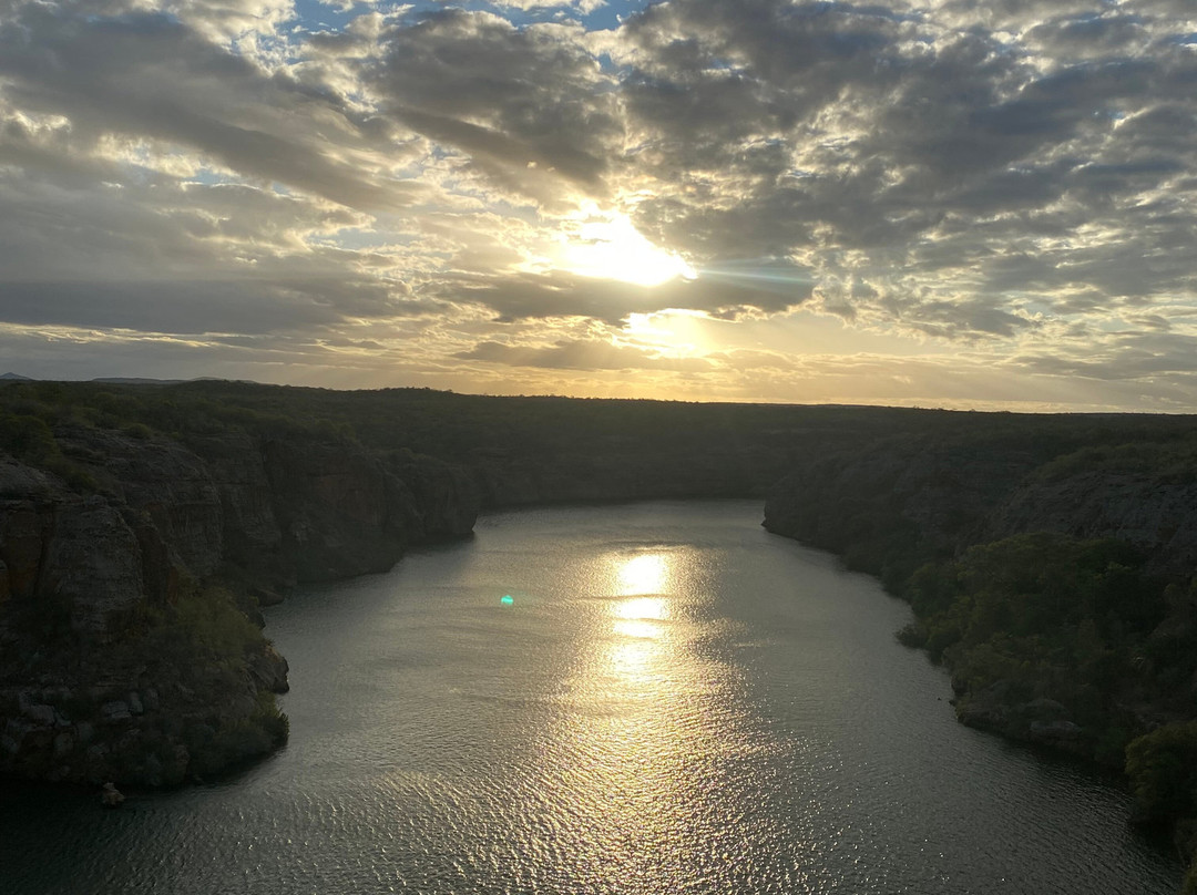 Guia Rafaell Sabino-Olho d'Agua do Casado必去景点