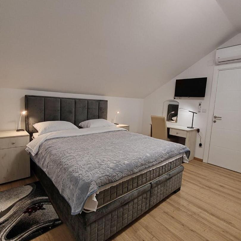 Rooms Dm - Una