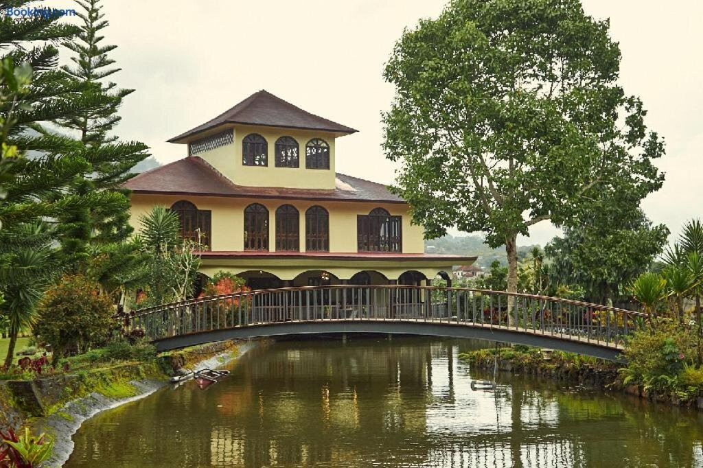 Golden Goose Villas