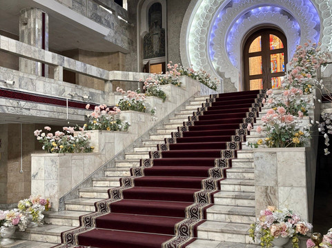 Bishkek Walks-比斯凯克必去景点