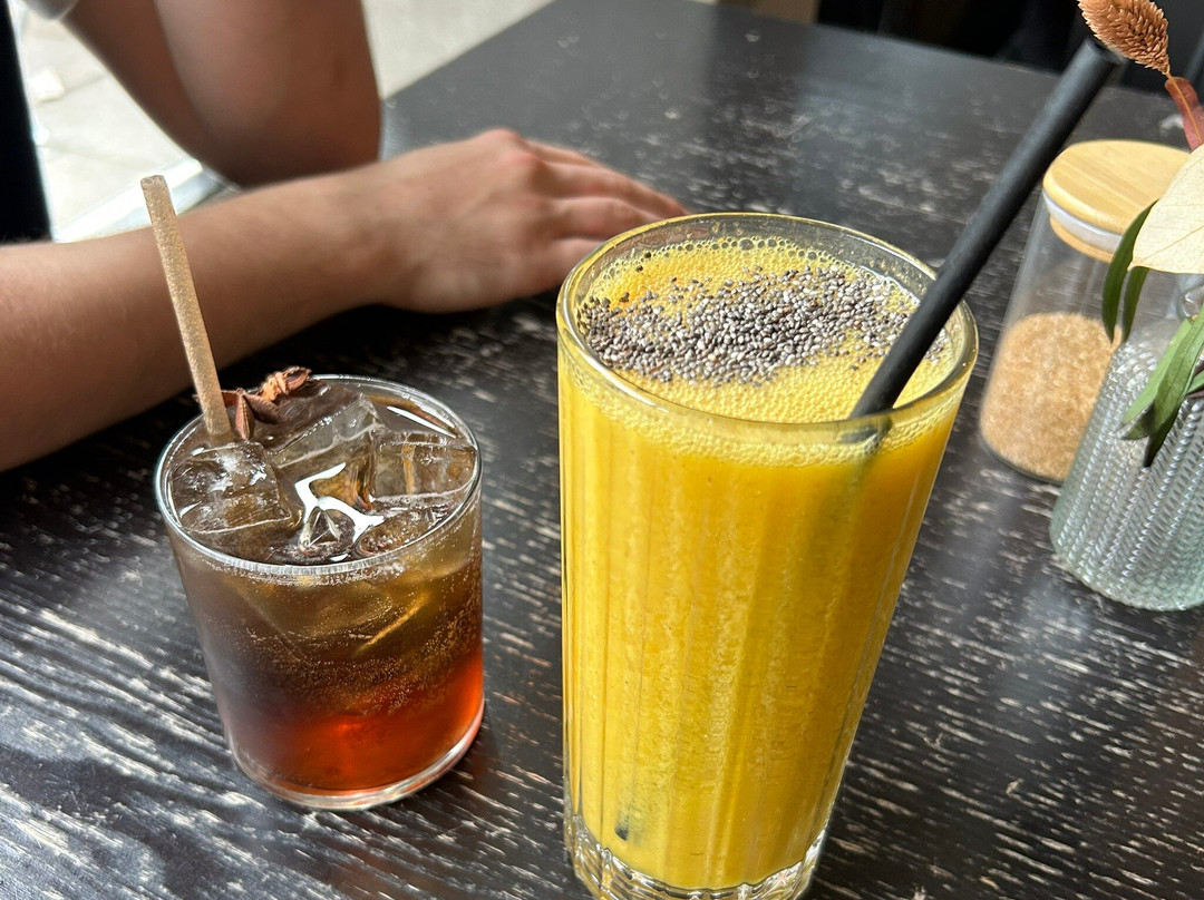 Gladstone Barber & Bistro