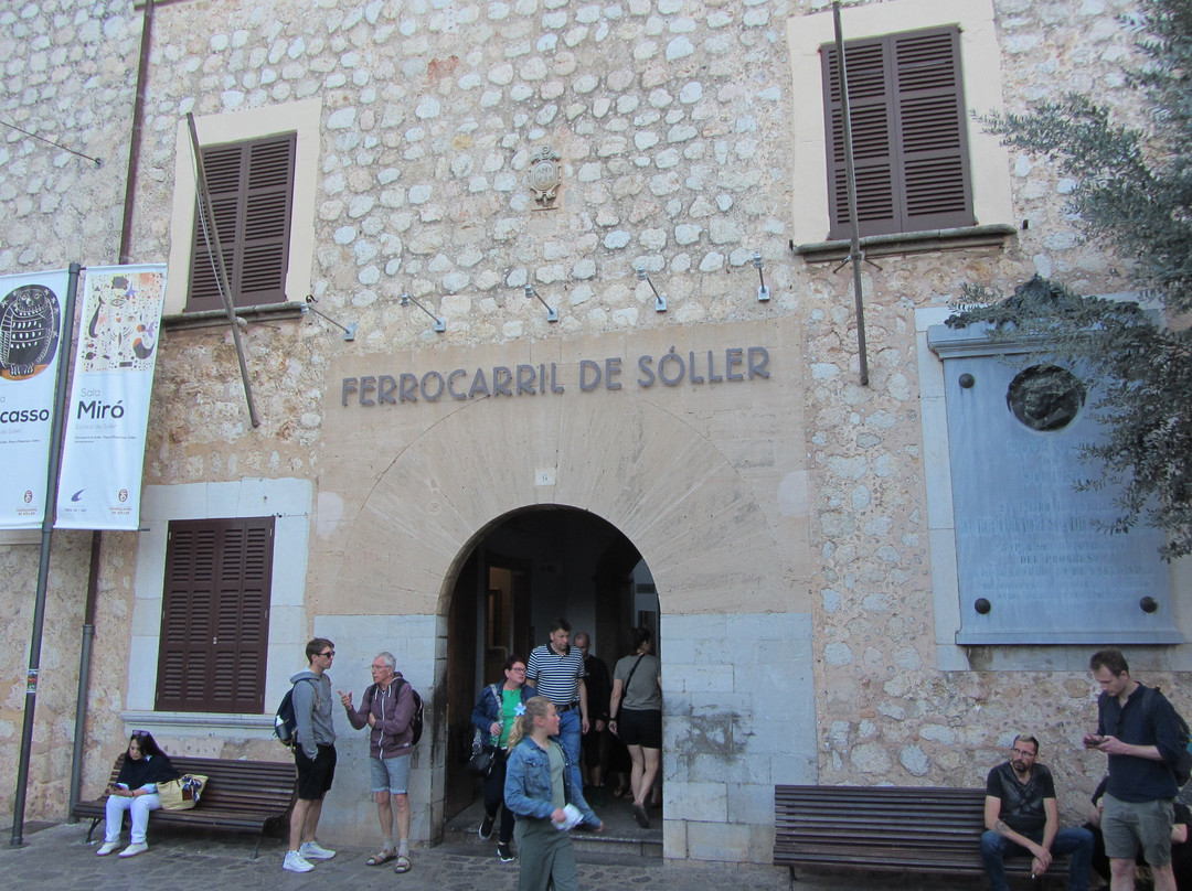 Tren de Sóller-索耶尔必去景点