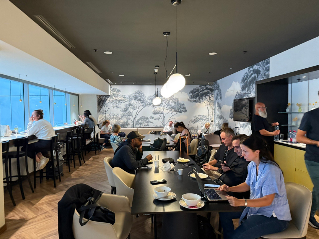 Aspire Lounge at Zurich Airport-奥普菲孔必去景点