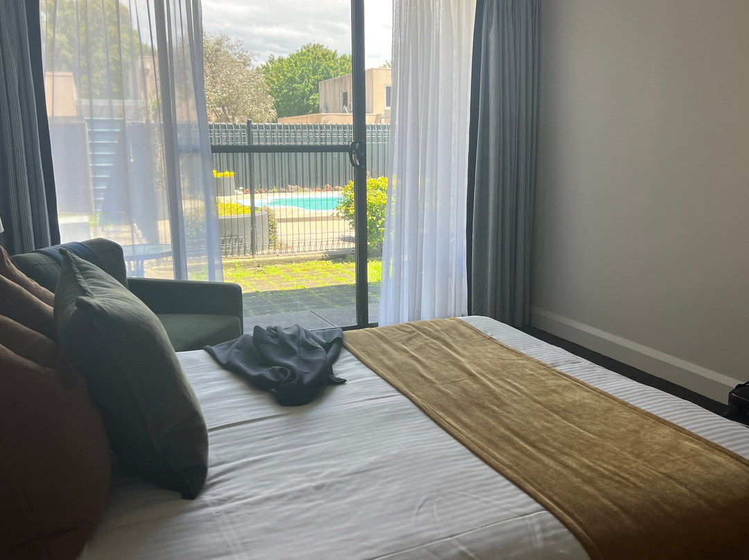 Black Bull Motel主图