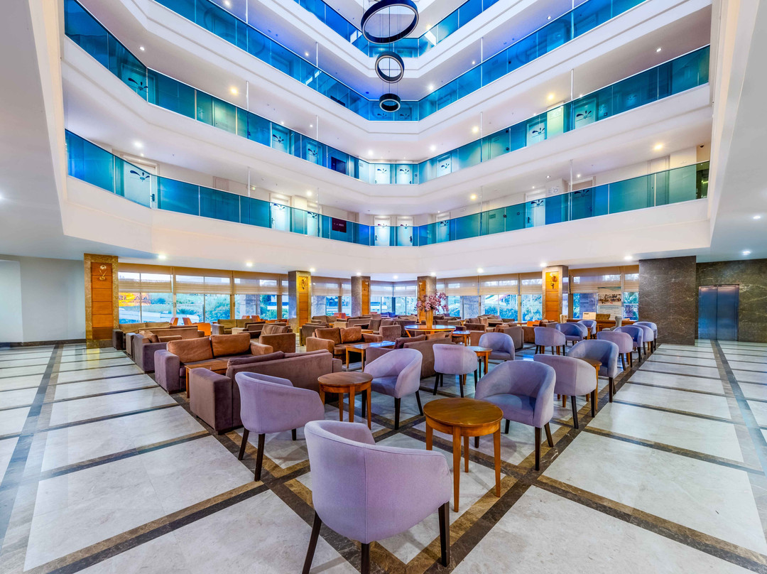 Ramada Resort by Wyndham Side主图