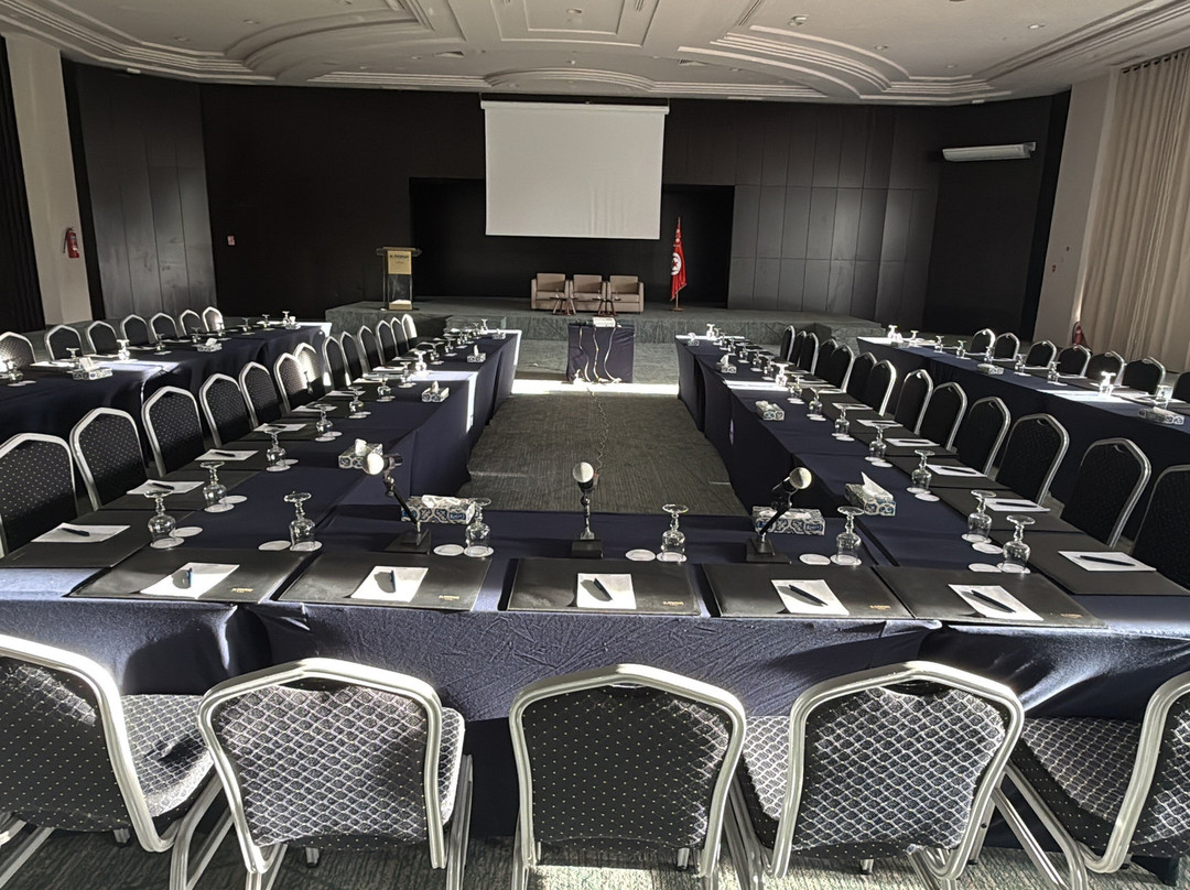 迦玛特厄尔毛拉迪酒店主图