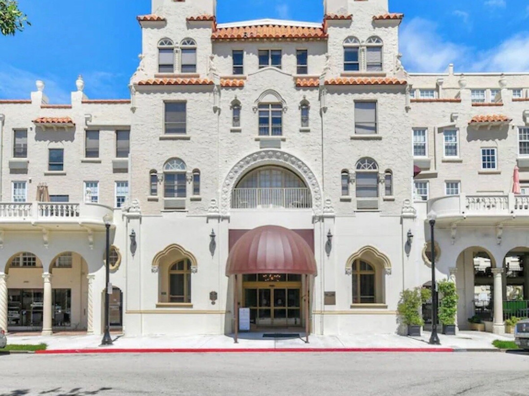 The Palm Beach Hotel Condominium