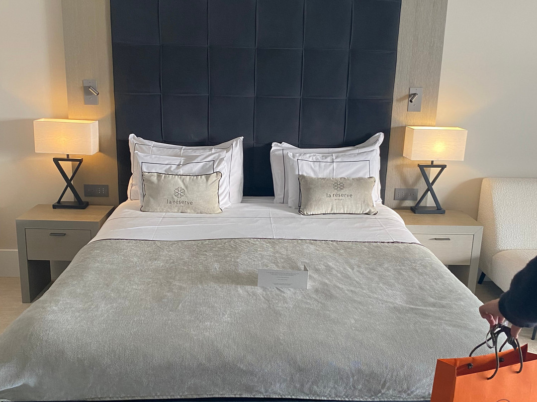 拉里瑟夫度假村主图