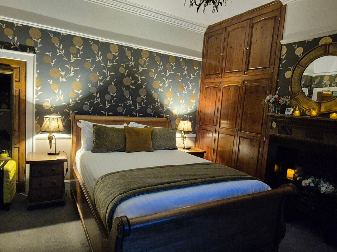 Shibden Hall View at Hough House主图