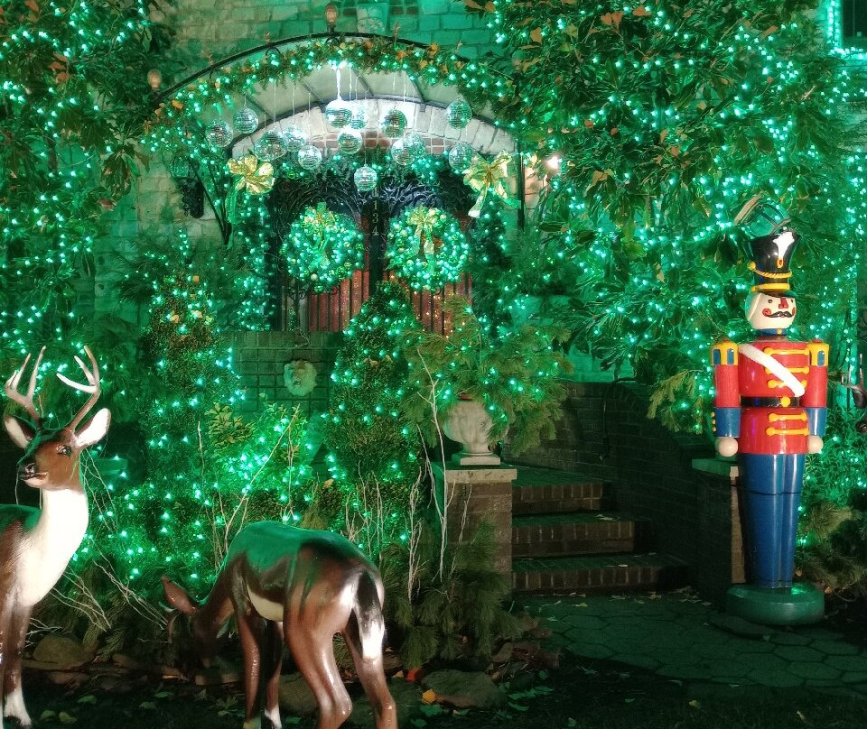 Dyker Heights-布鲁克林必去景点