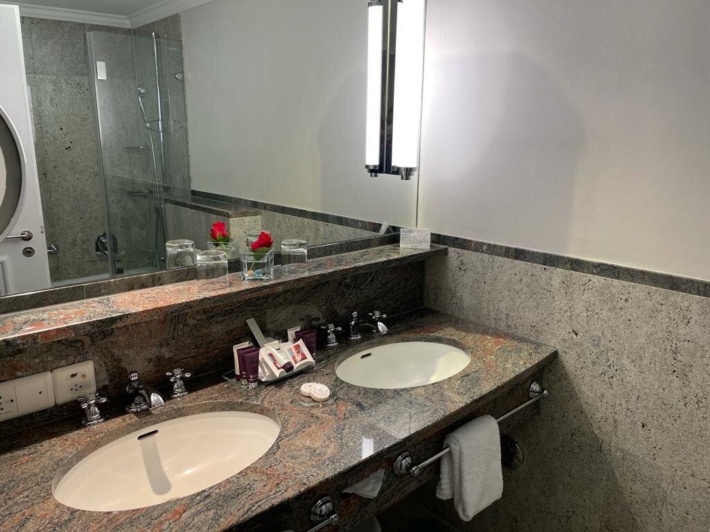 苏黎世施维泽霍夫酒店-浴室