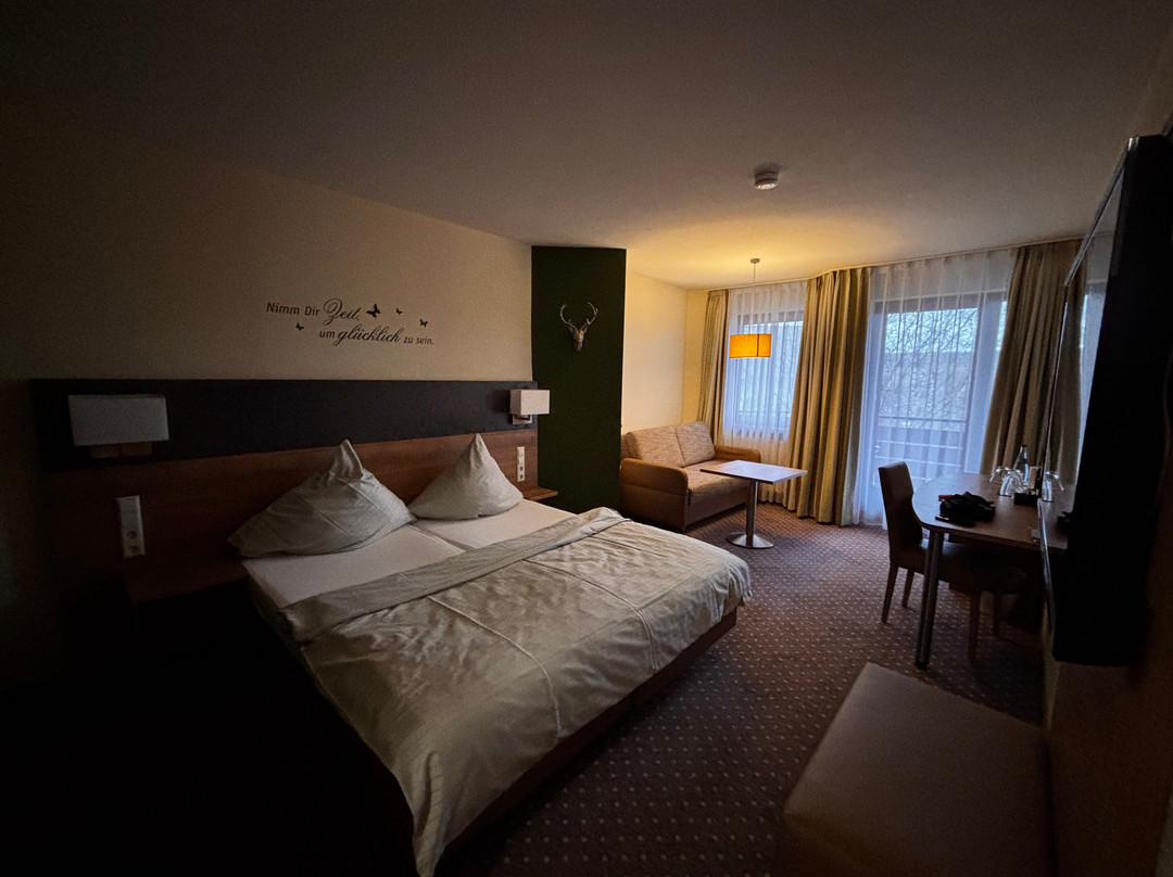 瓦尔德赫塔尔酒店主图