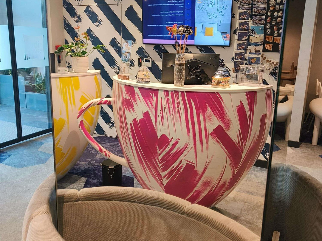 宜必思尚品博莱斯瓦维茨酒店主图