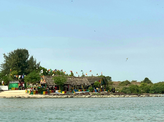 Almamy Badiane Tours-达喀尔必去景点