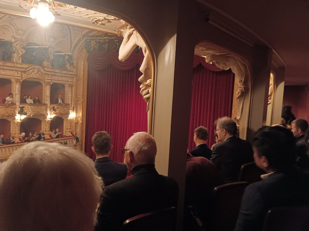 Opernhaus Zurich-苏黎世必去景点