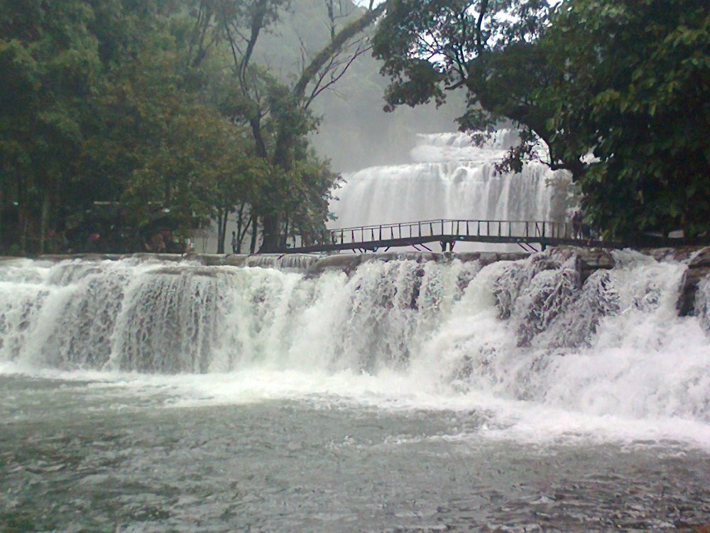 Tinuy-an Falls-比斯利格必去景点