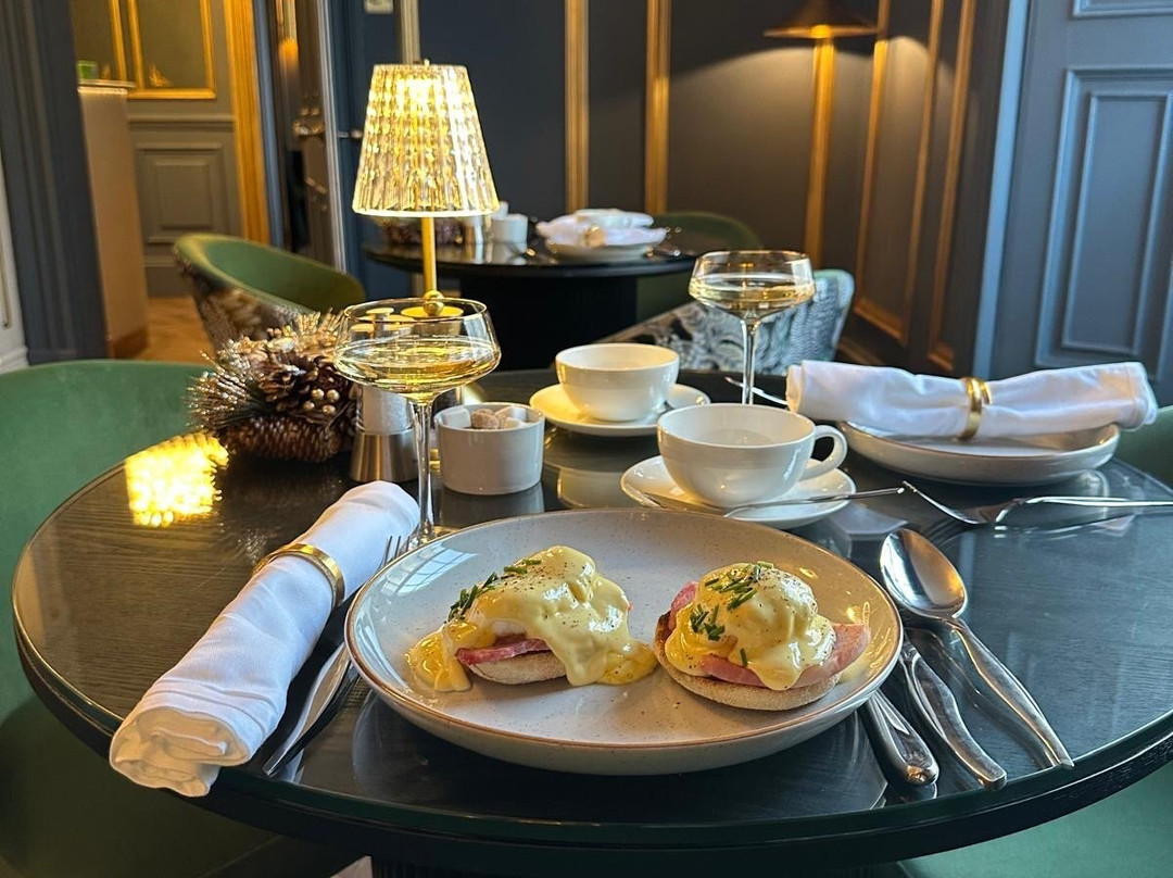 No.4 Carlton Hotel主图