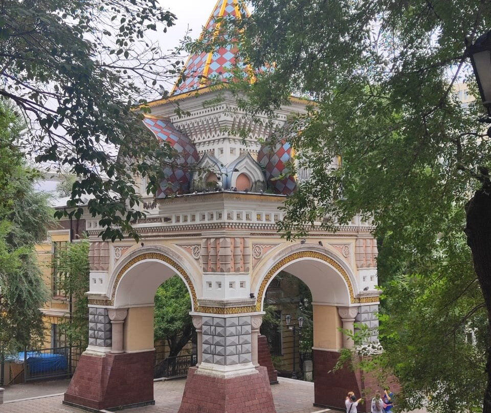 Nikolai's Triumphal Arch/ Arch of Prince Nicholas-海参崴必去景点